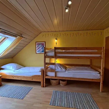 Апартаменты Ferienwohnung Heidi *
